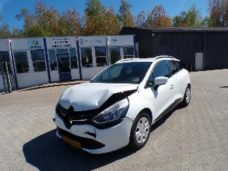 skadebil auto Renault Clio Estate 1.5 dCi ECO Expression 2014/11