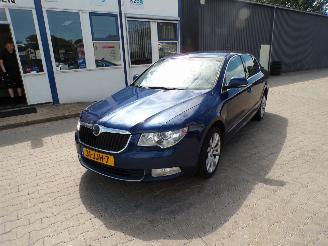 skadebil auto Skoda Superb 1.8 TSI Elegance Business Line 2009/6