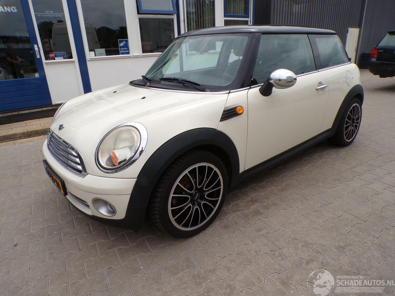 Mini Cooper 1.6 Pepper
