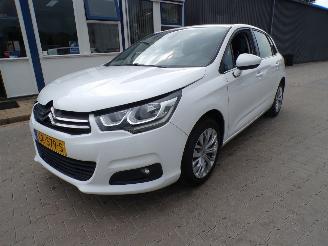 damaged passenger cars Citroën C4 1.2 Pure Tech Feel 2015/6