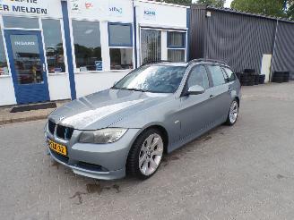 Schadeauto BMW 3-serie 318i Touring 2007/2