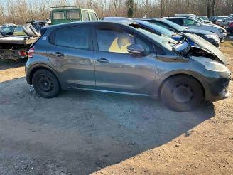 rozbiórka samochody osobowe Peugeot 208 208 I (CA/CC/CK/CL), Hatchback, 2012 / 2019 1.2 Vti 12V PureTech 82 2012/11