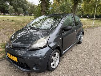 skadebil auto Toyota Aygo  2012/1