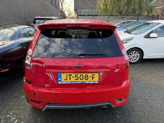 Ford Fiesta  picture 3