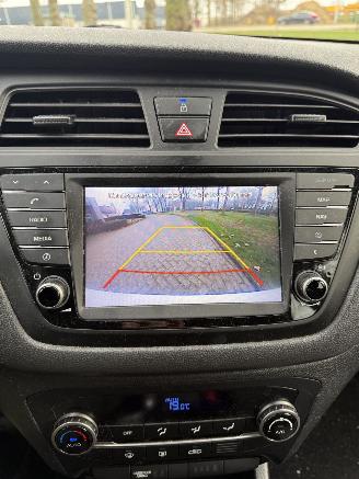 Hyundai I-20  picture 24