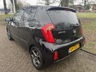 Kia Picanto  picture 3
