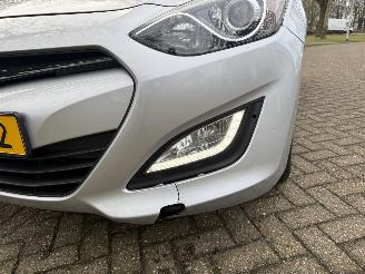 Hyundai I-30  picture 10