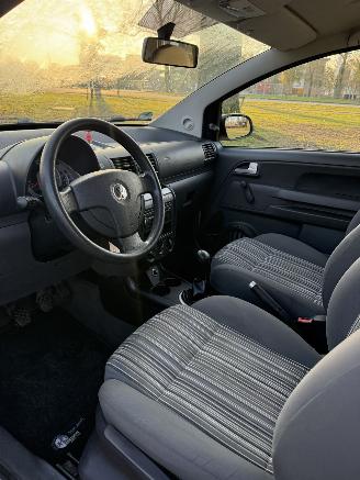 Volkswagen Fox  picture 12
