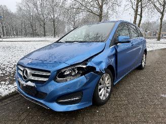 Unfallwagen Mercedes B-klasse  2016/1