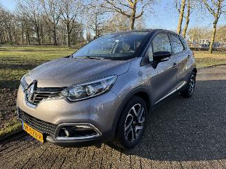 uszkodzony samochody osobowe Renault Captur  2017/1