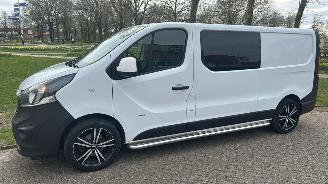 Vaurioauto  commercial vehicles Opel Vivaro  2017/1