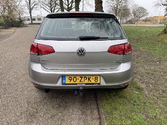 Volkswagen Golf  picture 4