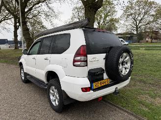 Toyota Landcruiser PRADO picture 3