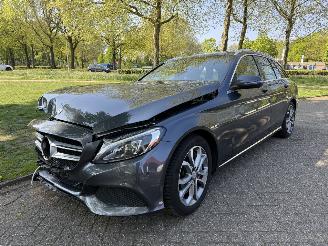 Voiture accidenté Mercedes C-klasse 350 e 2016/1