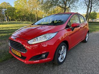 uszkodzony samochody osobowe Ford Fiesta  2014/1