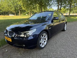 damaged passenger cars BMW 5-serie  2004/1