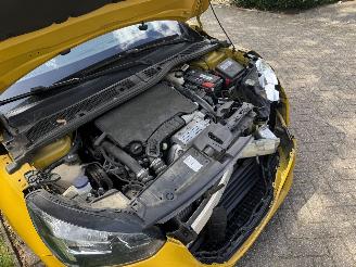 Peugeot 208  picture 14