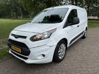 damaged commercial vehicles Ford Transit Connect  2017/1