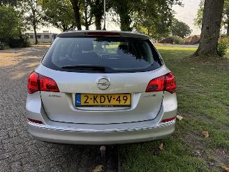 Opel Astra SPORTS TOURER picture 4