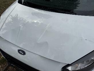 Ford Transit COURIER picture 13
