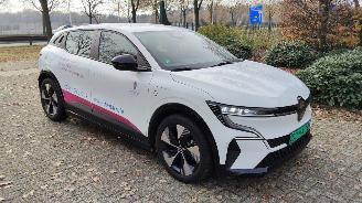 Schadeauto Renault Mégane E-Tech Electric 40 Equilibre 2022/11