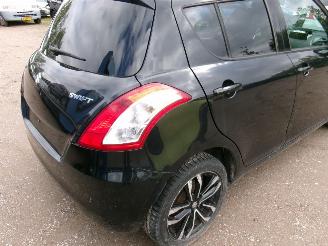 Suzuki Swift 1.3 D Grand Luxe 5DRS picture 18