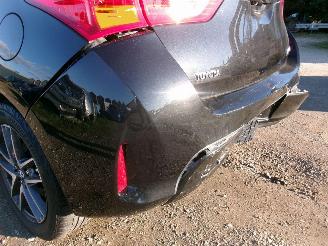 Toyota Auris 1.4   D4D Dynamic 5 Drs HB picture 17