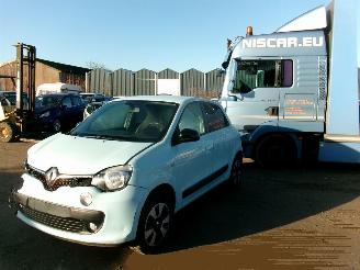 damaged passenger cars Renault Twingo 1.0 Limited - Automaat 2018/3