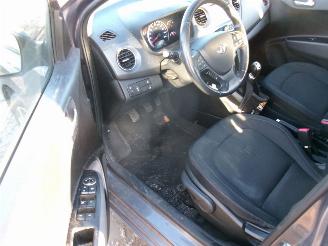 Hyundai I-10 1.0 Sky picture 18