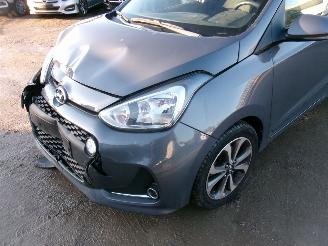 Hyundai I-10 1.0 Sky picture 6