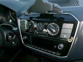 Volkswagen Up! 1.0 Move Up 5Drs picture 25