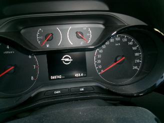 Opel Crossland 1.2 - 120 Jahre Edition picture 20