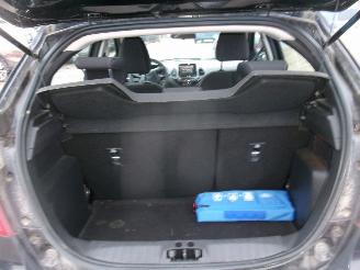 Ford Ka+ 1.2 Titanium picture 21