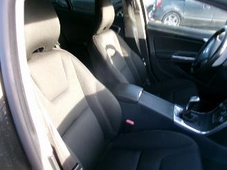 Volvo V-60 2.0 D - Kinetic picture 22