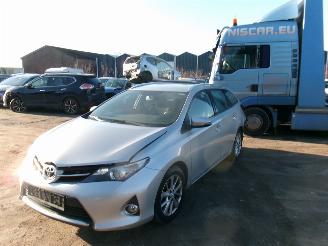 damaged passenger cars Toyota Auris Touring Sports 1.6 Sport 2013/7