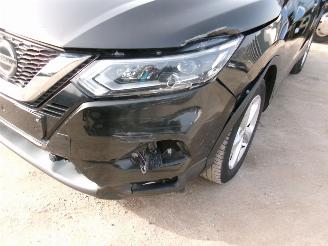 Nissan Qashqai 1.2 Tekna picture 17