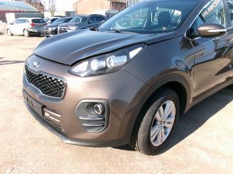 Kia Sportage 1.7 Crdi Lounge picture 6