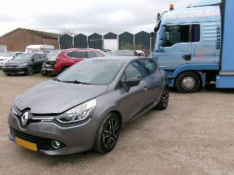 occasion passenger cars Renault Clio 0.9 Comfort 5 Drs 2014/10