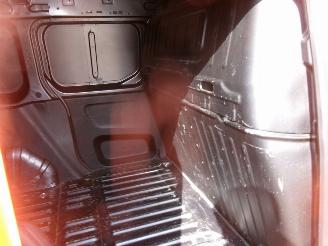Peugeot Partner 1.6 HDI Pro picture 27