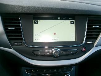 Opel Astra 1.5 D Innovation 5 Drs HB picture 36