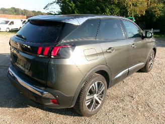 Peugeot 3008 1.2 Allure picture 4