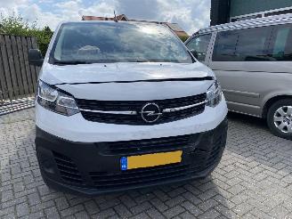 Opel Vivaro Automaat 2.0 BlueHDi 145 S&S WB328 picture 2