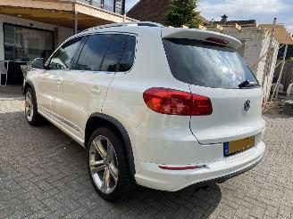 Volkswagen Tiguan 4Motion 1.4 TSi Sport&Style R-line Edition.pano/leer picture 7