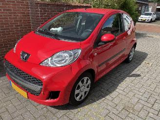 Peugeot 107 Auto is gereserveerd Automaat picture 19
