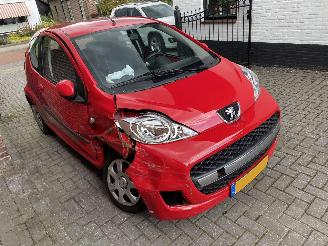 Peugeot 107 Auto is gereserveerd Automaat picture 5
