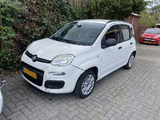 krockskadad bil auto Fiat Panda 0.9 TwinAir Easy 2012/10