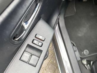 Toyota Yaris Aspiration 1.0 VVT-I5Drs Navi Clima Camera picture 37