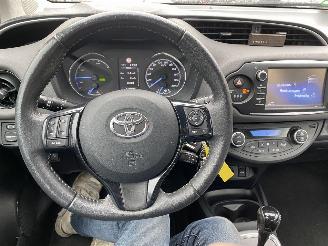 Toyota Yaris 1.5 Hybrid 5drs VASTE PRIJS. picture 55