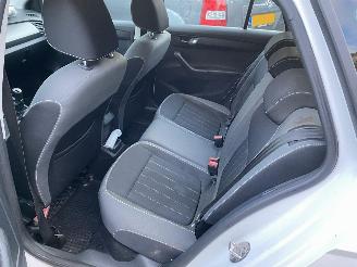 Skoda Fabia Auto is gereserveerd 1.0 TSi Combi 70 KW picture 26