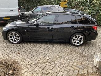 BMW 3-serie 330d xDrive High Executive Touring Pano picture 30